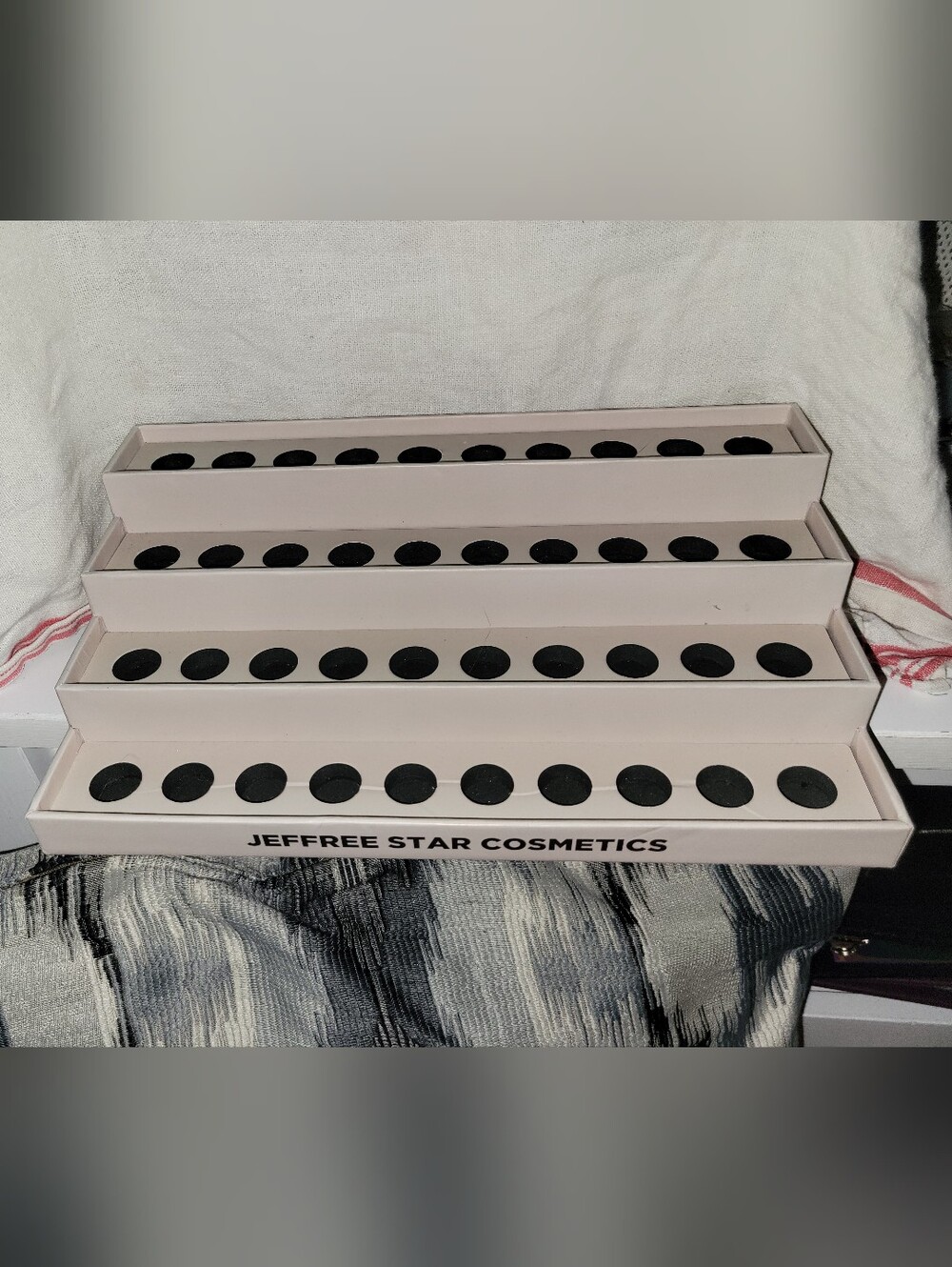 JSC Lipstick Holder